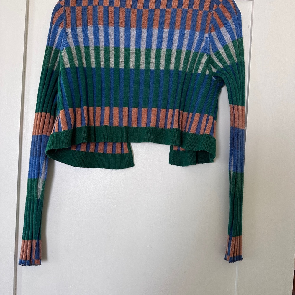 Colorful Striped Crop Top - Picture 2 of 5